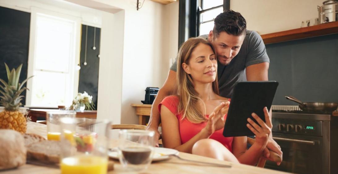 Course participants working on technical SEO implementations